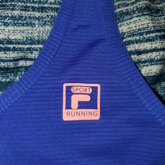 Running shirt - Picture 3 of 4